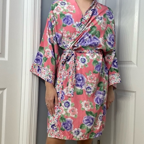 Victoria’s Secret Vintage Robe Mini Pink Floral Bridal Dainty Boho Tie One Size - Picture 1 of 6